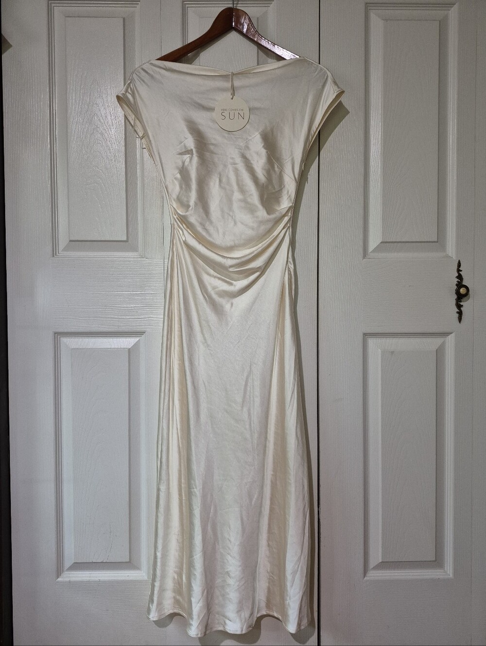 NWTs Here Comes The Sun Loveland Pleat Cowl Back Midi Dress In Oyster White S